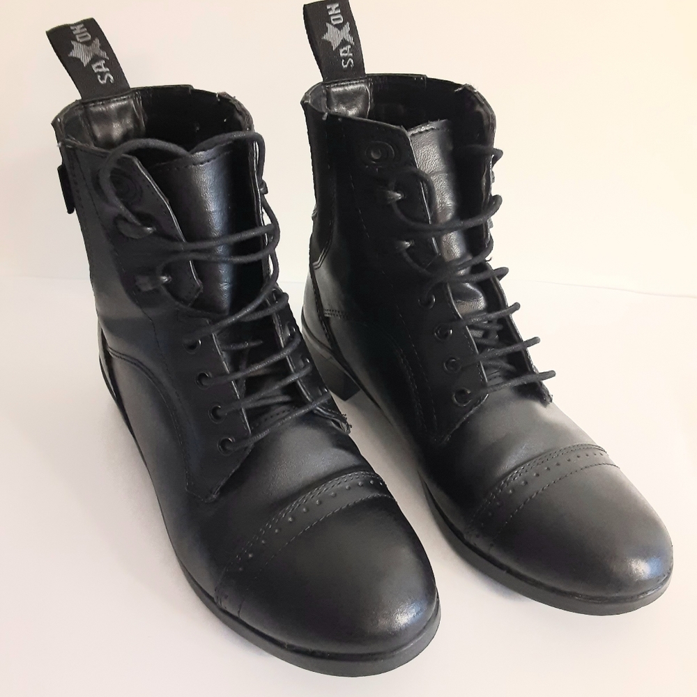 Women's black tie up ankle boots Saxon sz 5 + 1/2